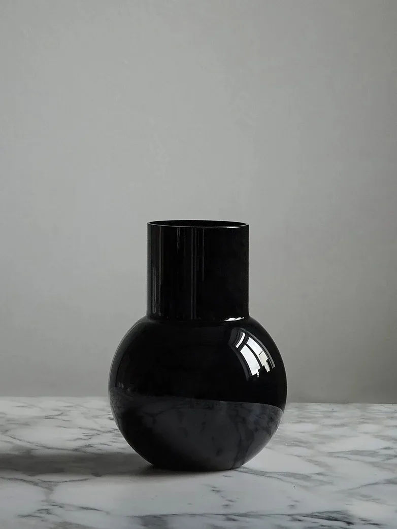 Pallo 花瓶, 黑色_20cm Skrufs Glasbruk