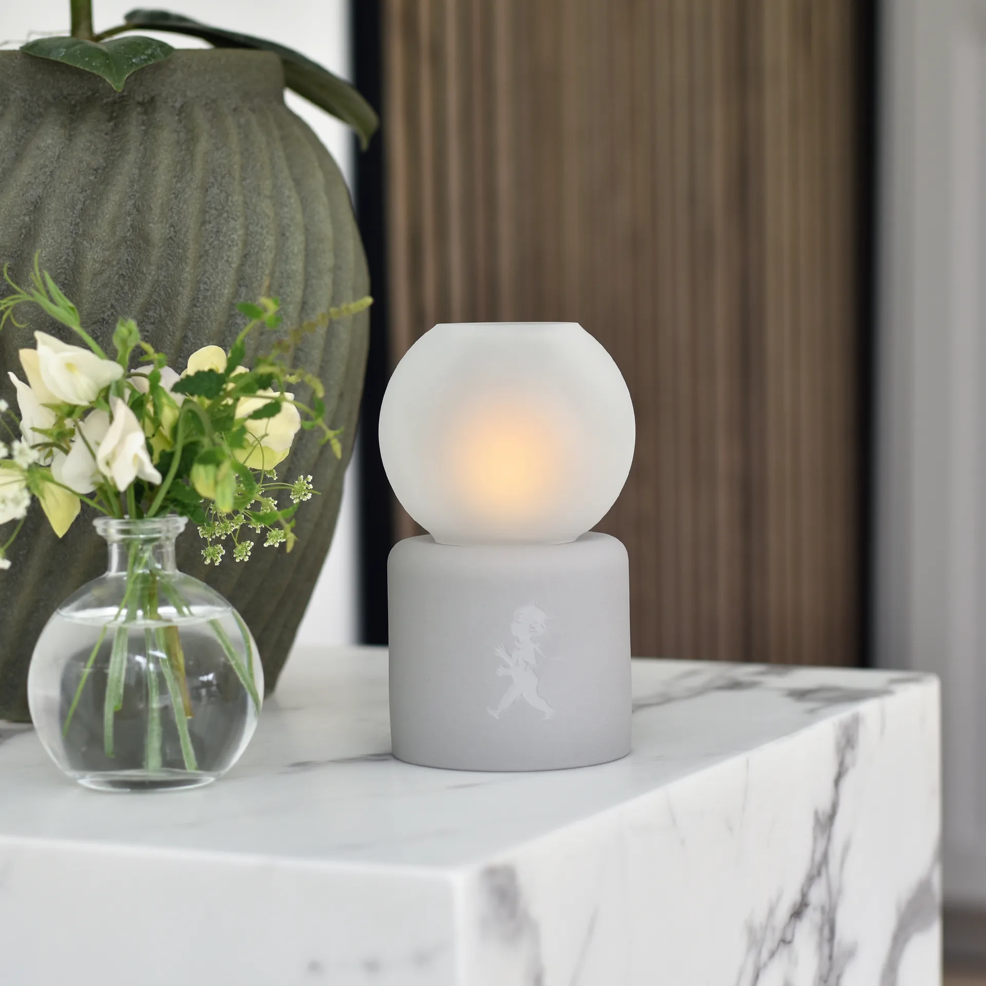 Globe 烛台 Ø9.5x17 cm, 浅灰色 Solstickan Design