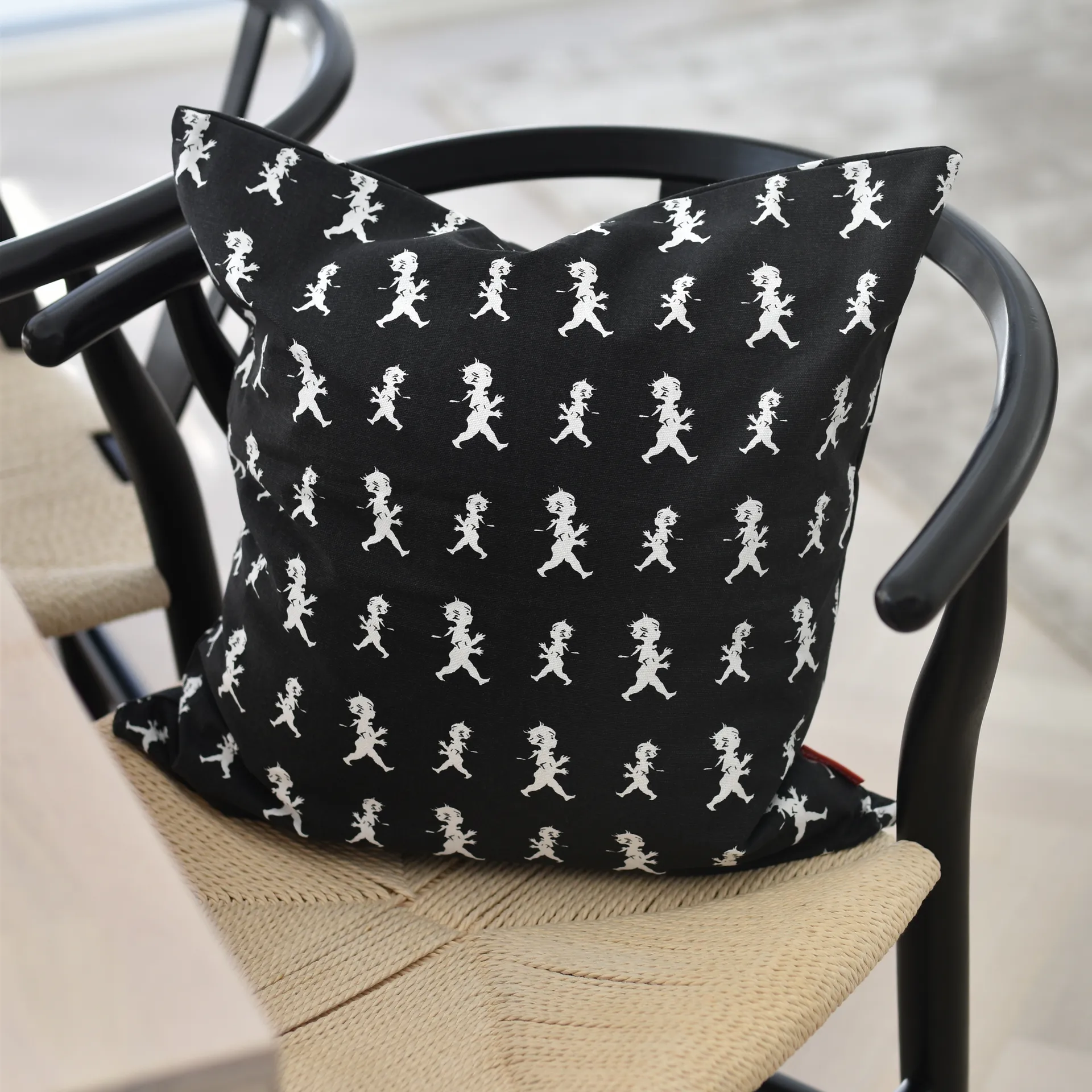 Solstickan 靠枕套 50x50 cm, 黑色 Solstickan Design