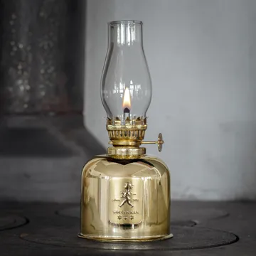 Solstickan paraffin 灯 - 金色 - Solstickan Design