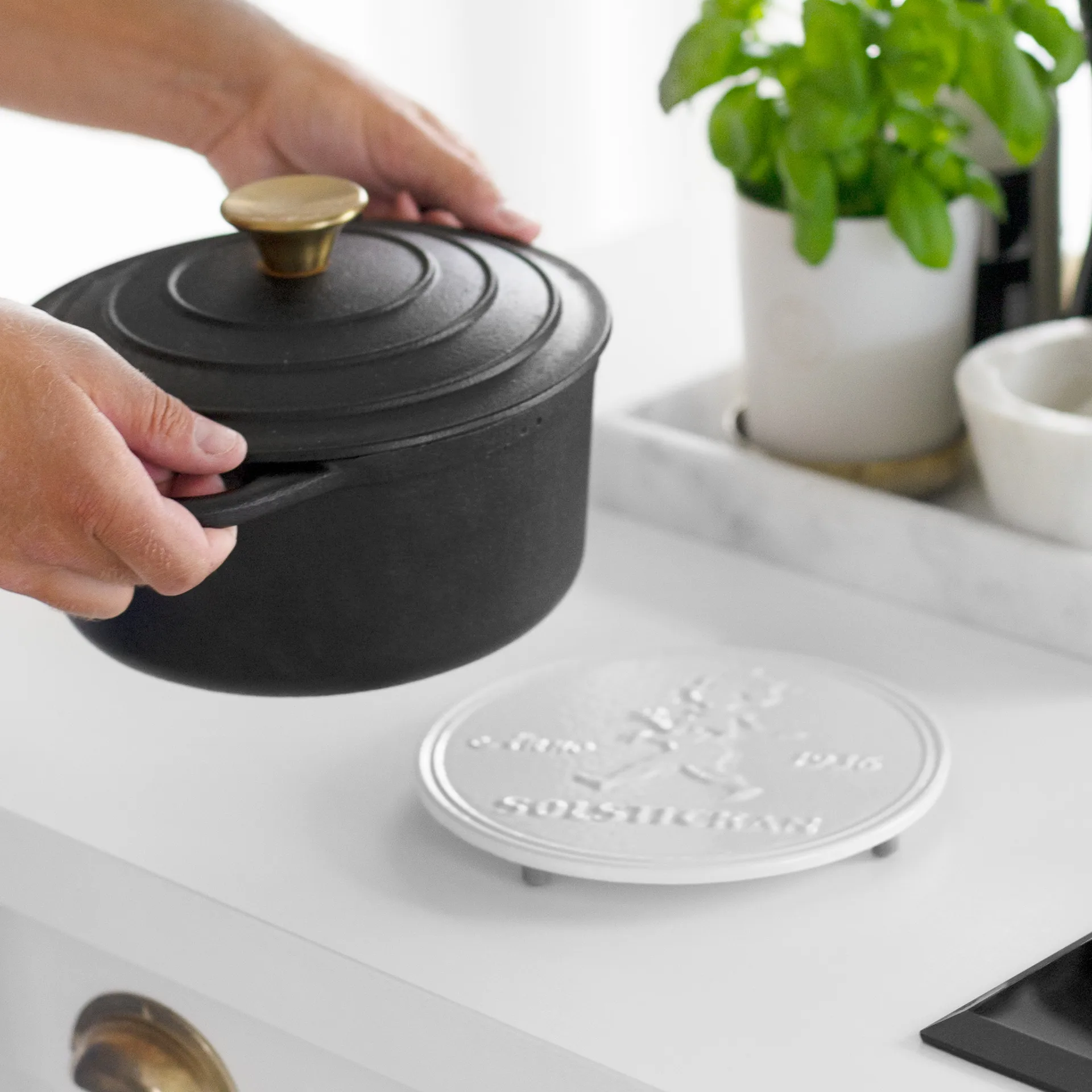 Solstickan trivet 19 cm, 白色 Solstickan Design