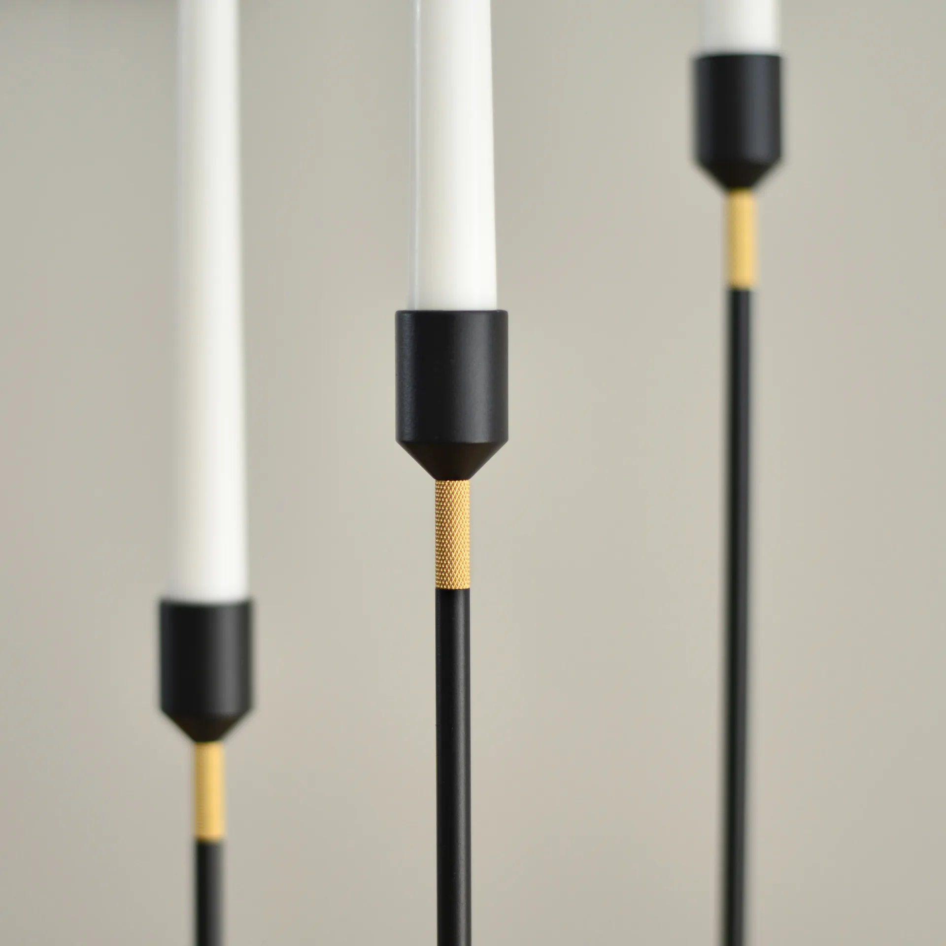 Three Stars 烛台 S 19cm, 黑色 Solstickan Design