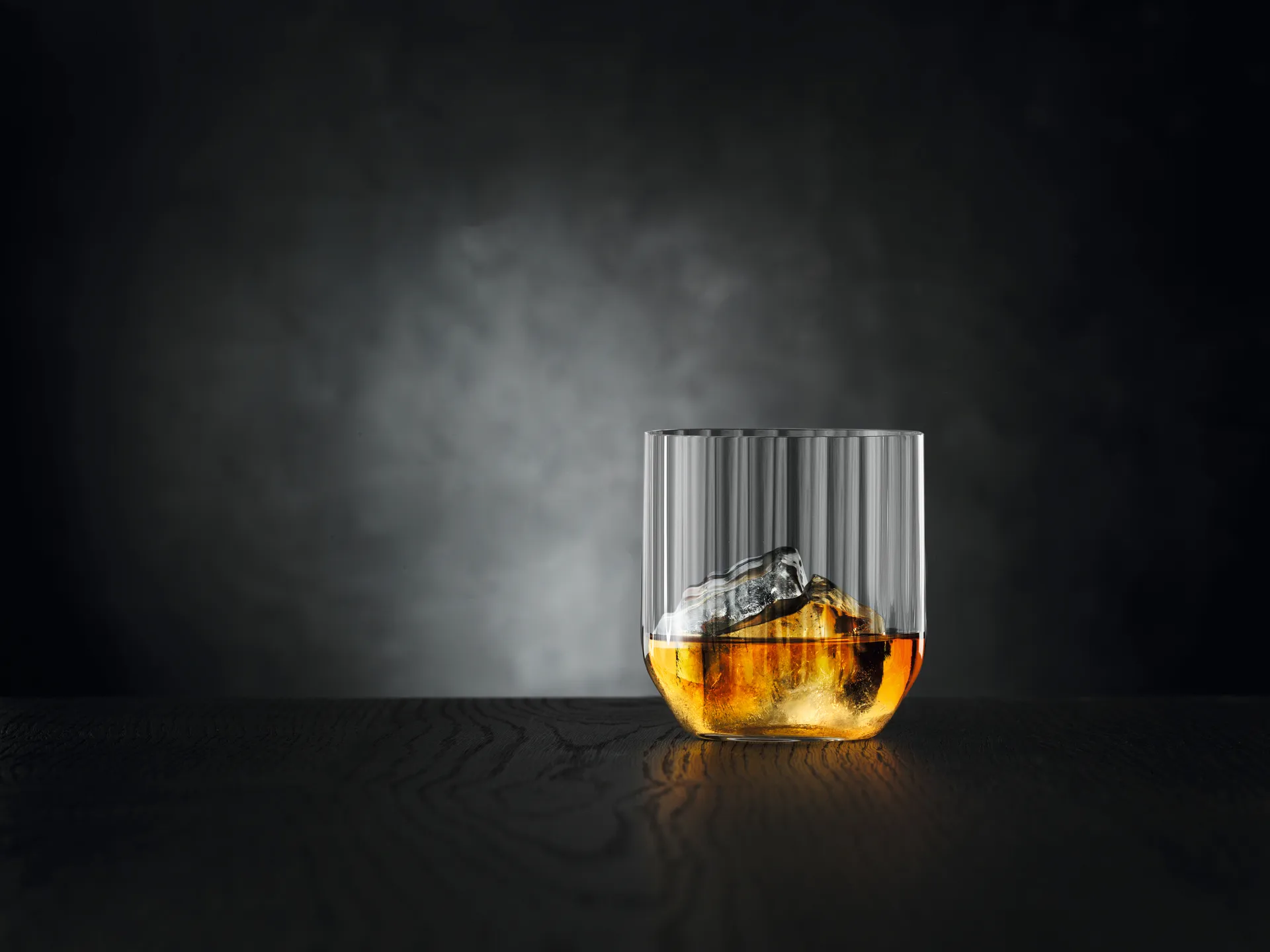 Linear whiskey tumbler 34.5 cl 玻璃 四件套装, 透明 Spiegelau