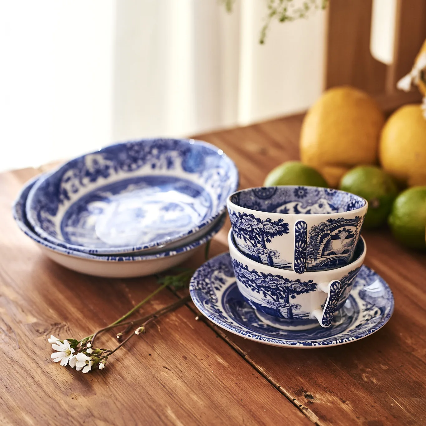 Blue Italian早餐杯带杯碟, 280ml_10盎司 Spode