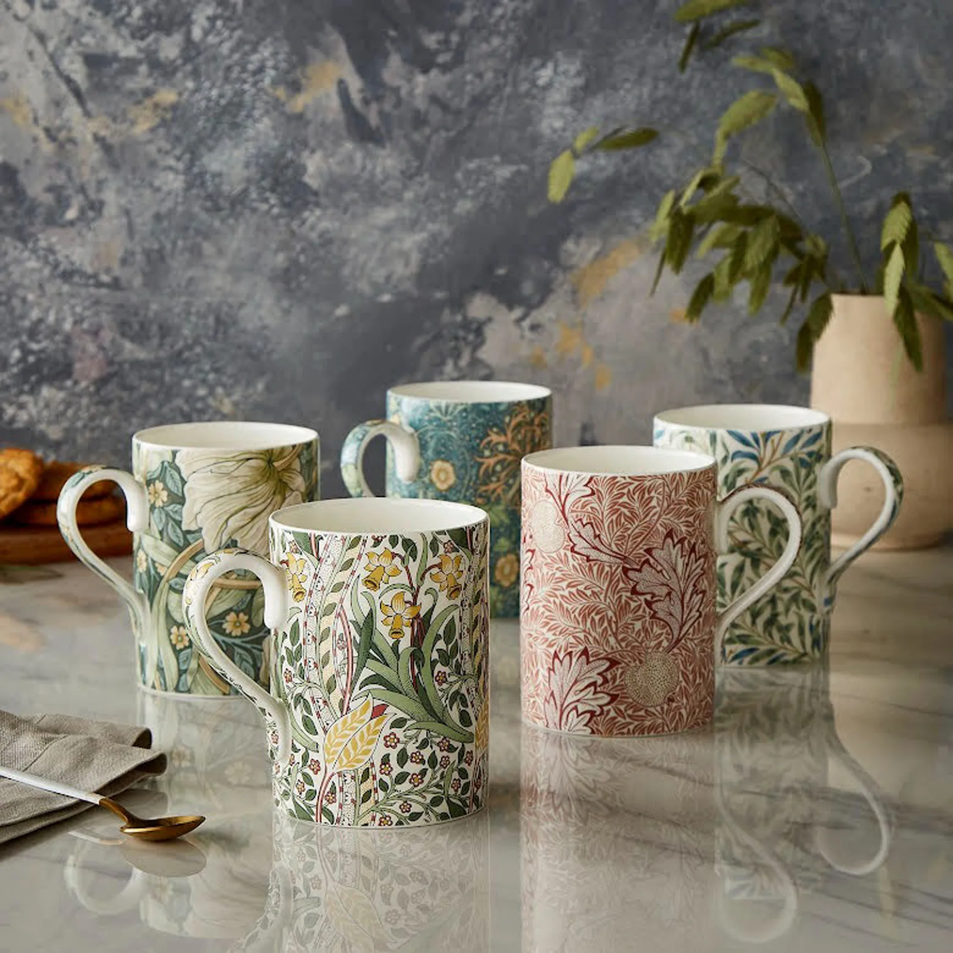 Daffodil 马克杯 350ml, 月桂叶绿_茜草红 Spode