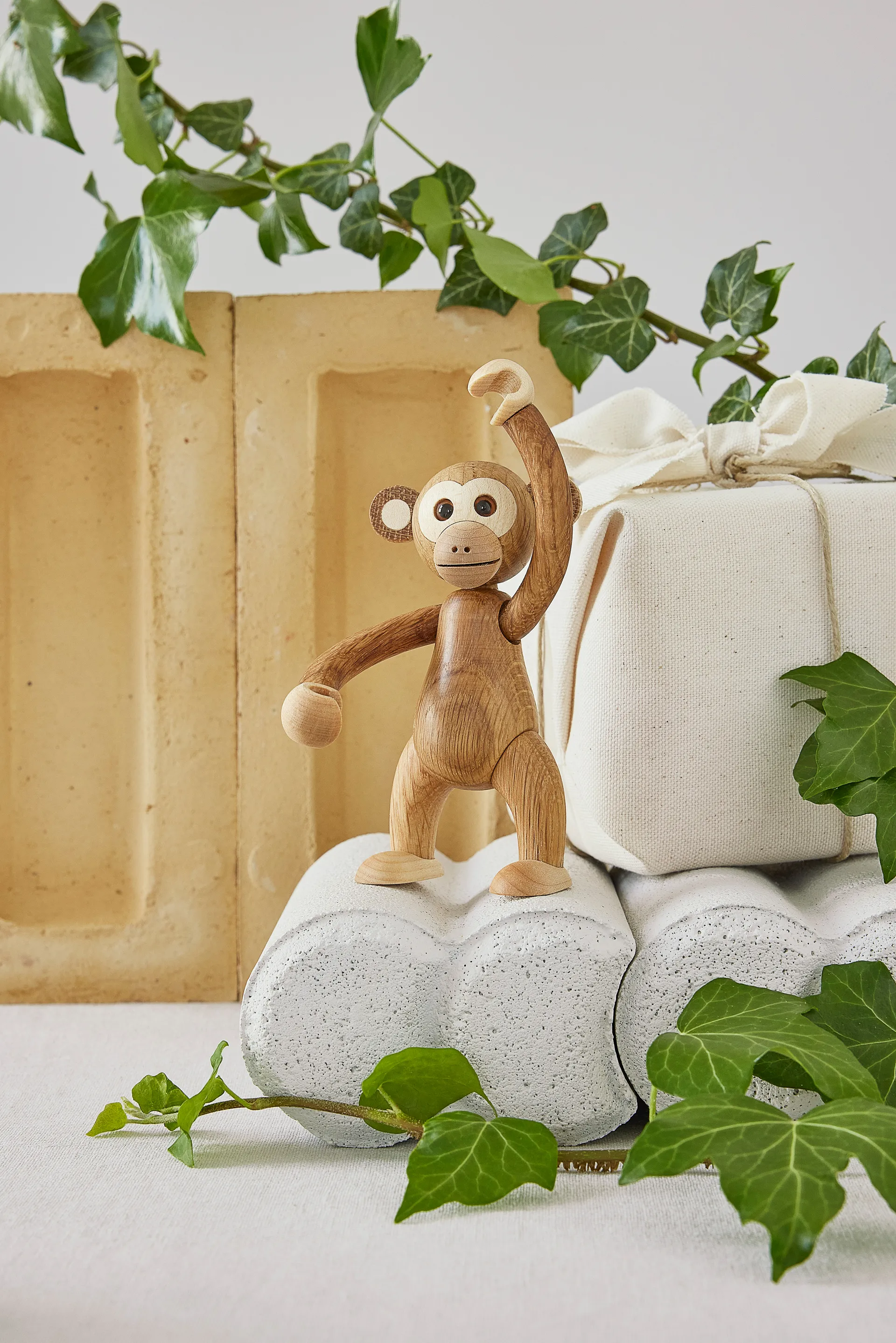 Jolly Monkey 欢乐猴子装饰摆件 11cm, 橡木 Spring Copenhagen