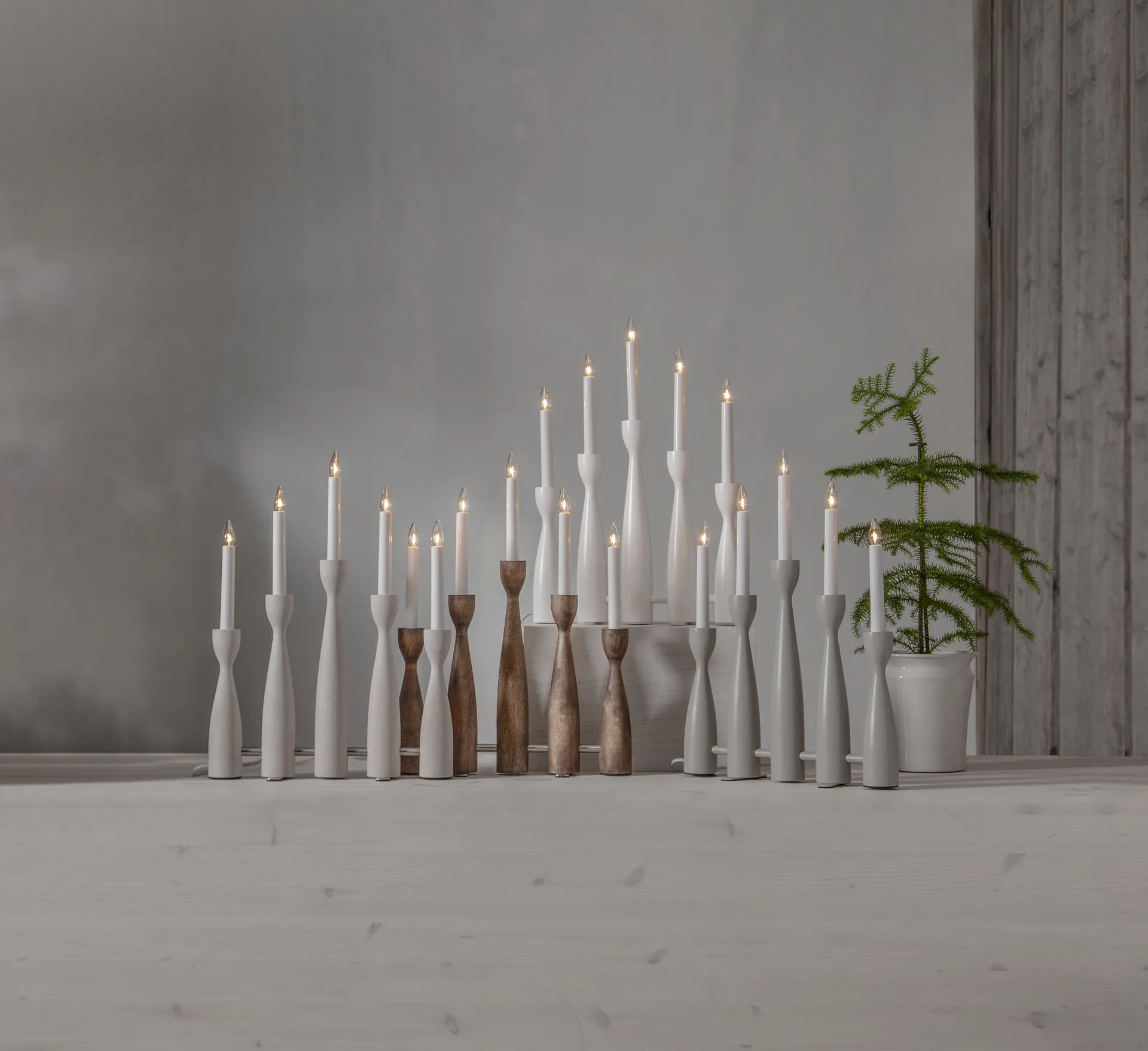 Midja 2.0 advent 烛台, White stained Star Trading