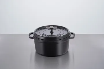 Buster & Punch铸铁不锈钢炖锅 - 6.75L - STAUB