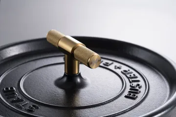 Buster & Punch T形旋钮8cm - 黄铜色 - STAUB