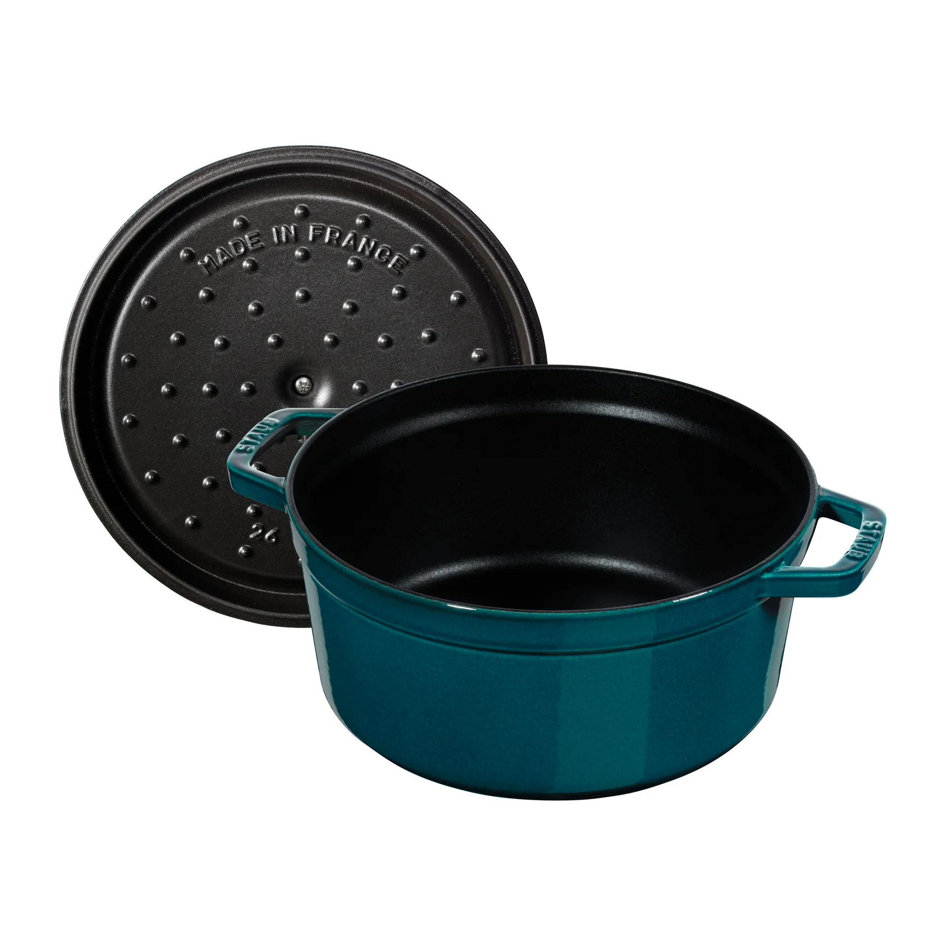 La Mer round 砂锅  dish - three layered enamel, 5.2 l STAUB