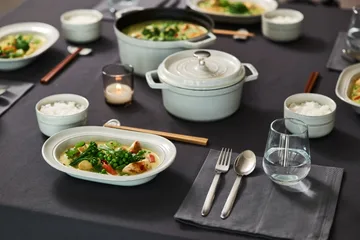 Staub 新白松露 椭圆形茶碟 - 25 cm - STAUB