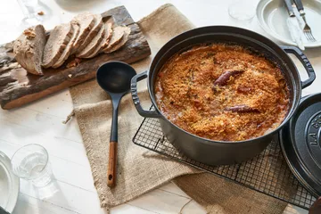 Staub La Cocotte圆形铸铁炖锅12.6升 - 黑色 - STAUB