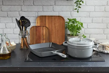 Staub La Cocotte圆形铸铁炖锅1.7升 - 石墨灰色 - STAUB