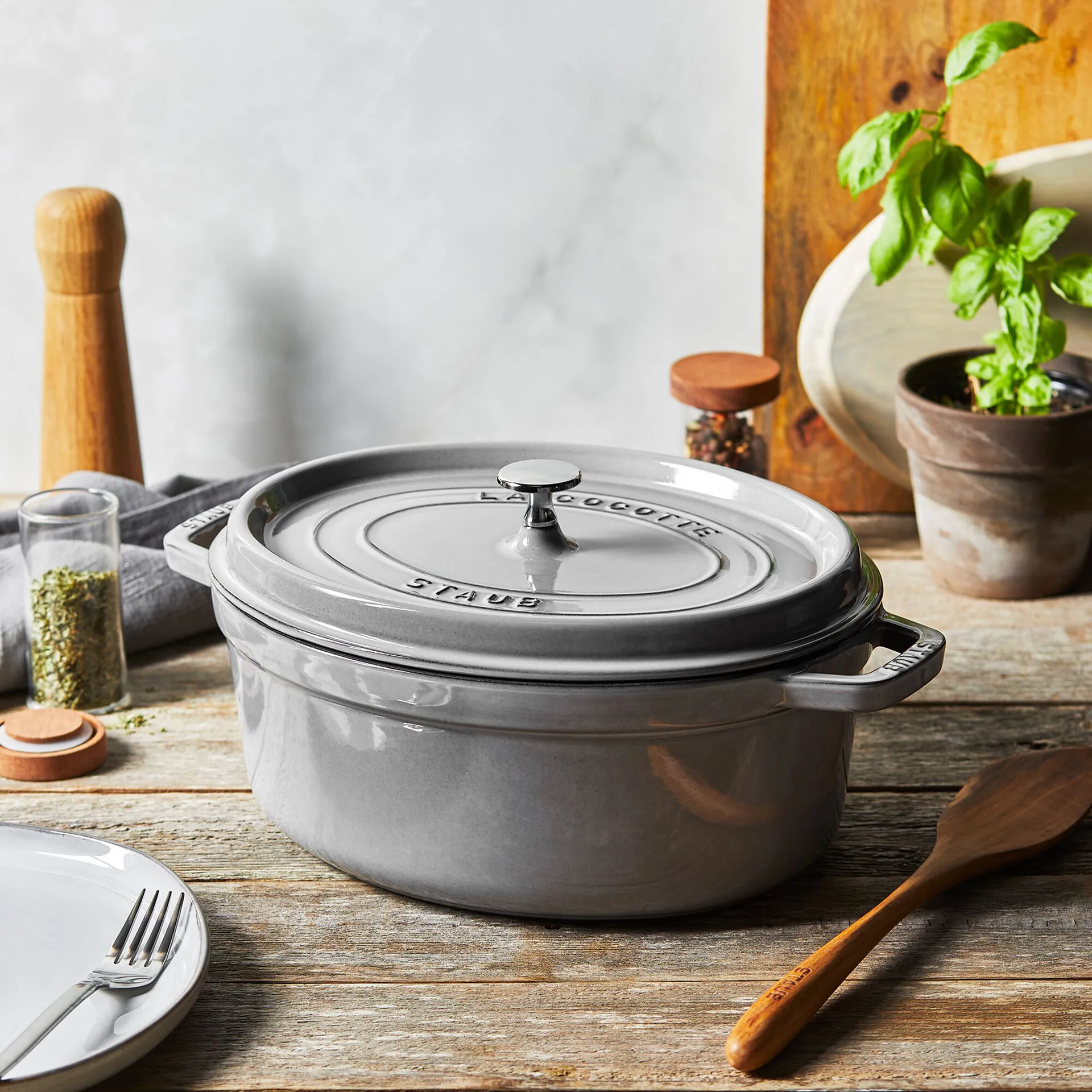 Staub La Cocotte椭圆形铸铁炖锅6.7升, 石墨灰色 STAUB