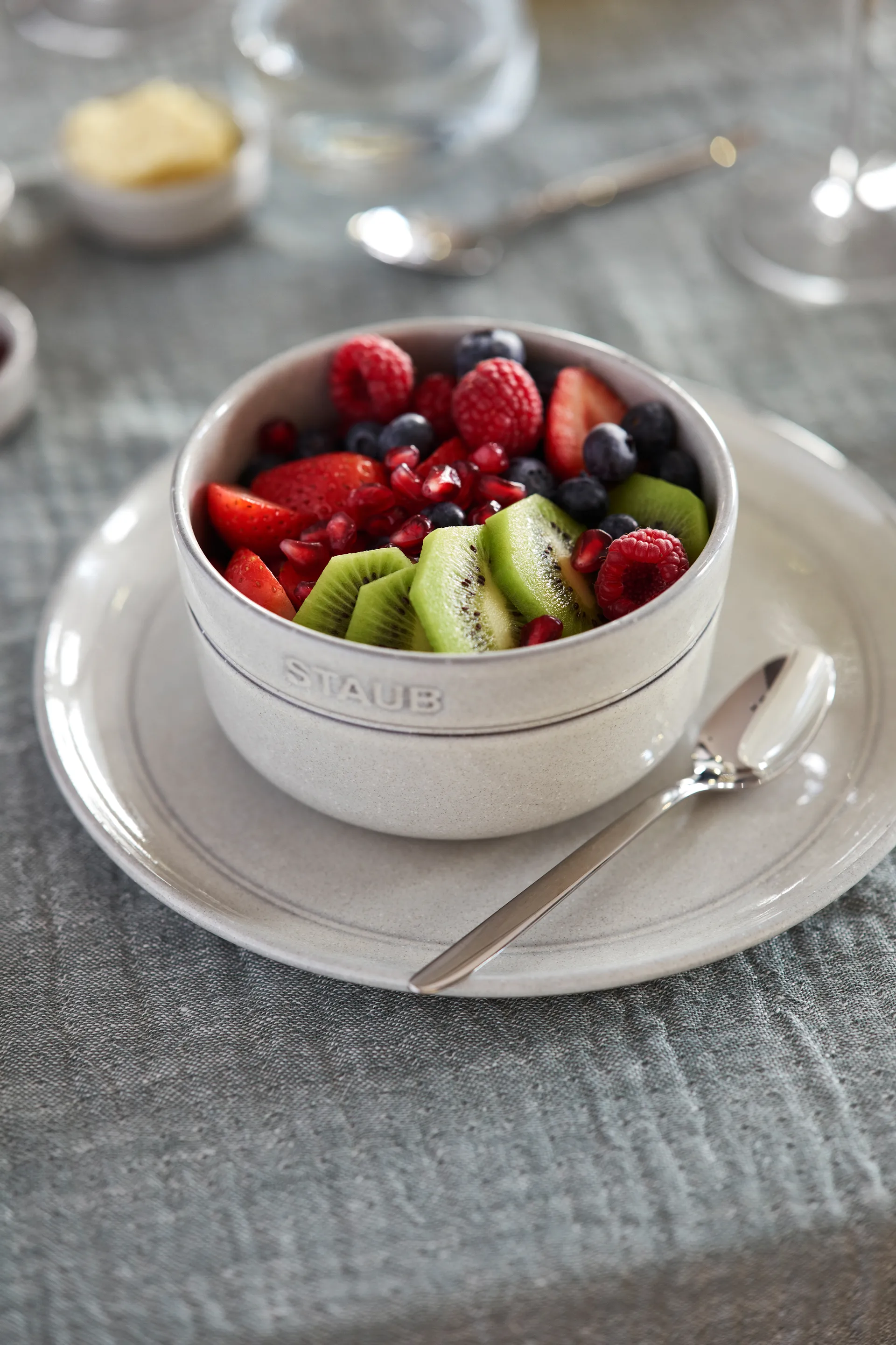 Staub New White Truffle 盘子, Ø20 cm STAUB