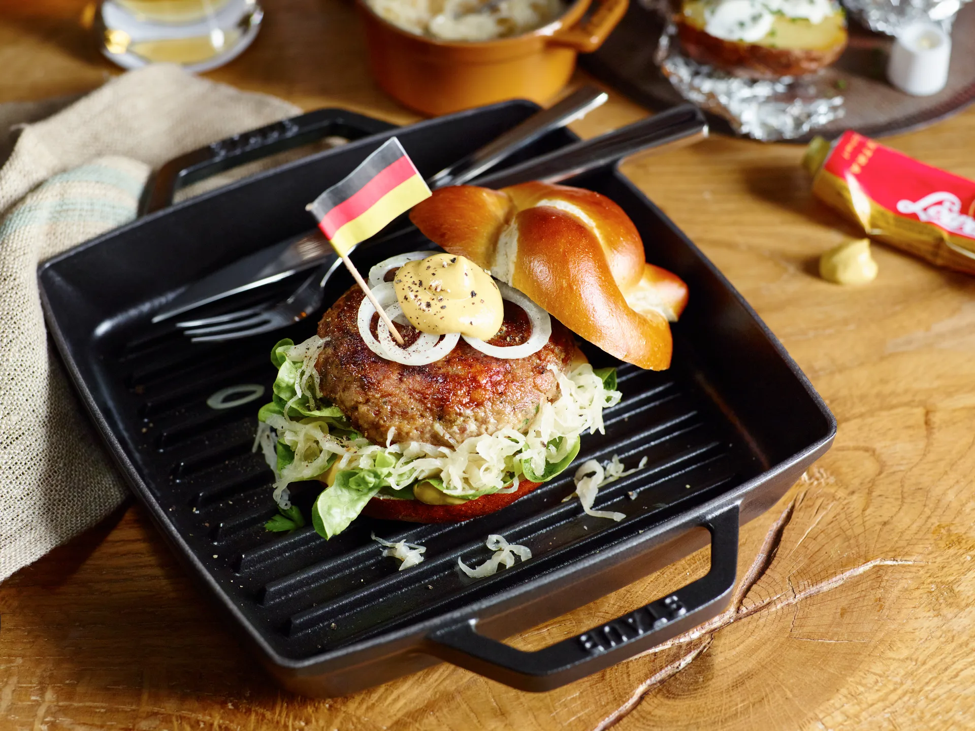 Staub Pure黑色方形铸铁烤盘, 23cm STAUB