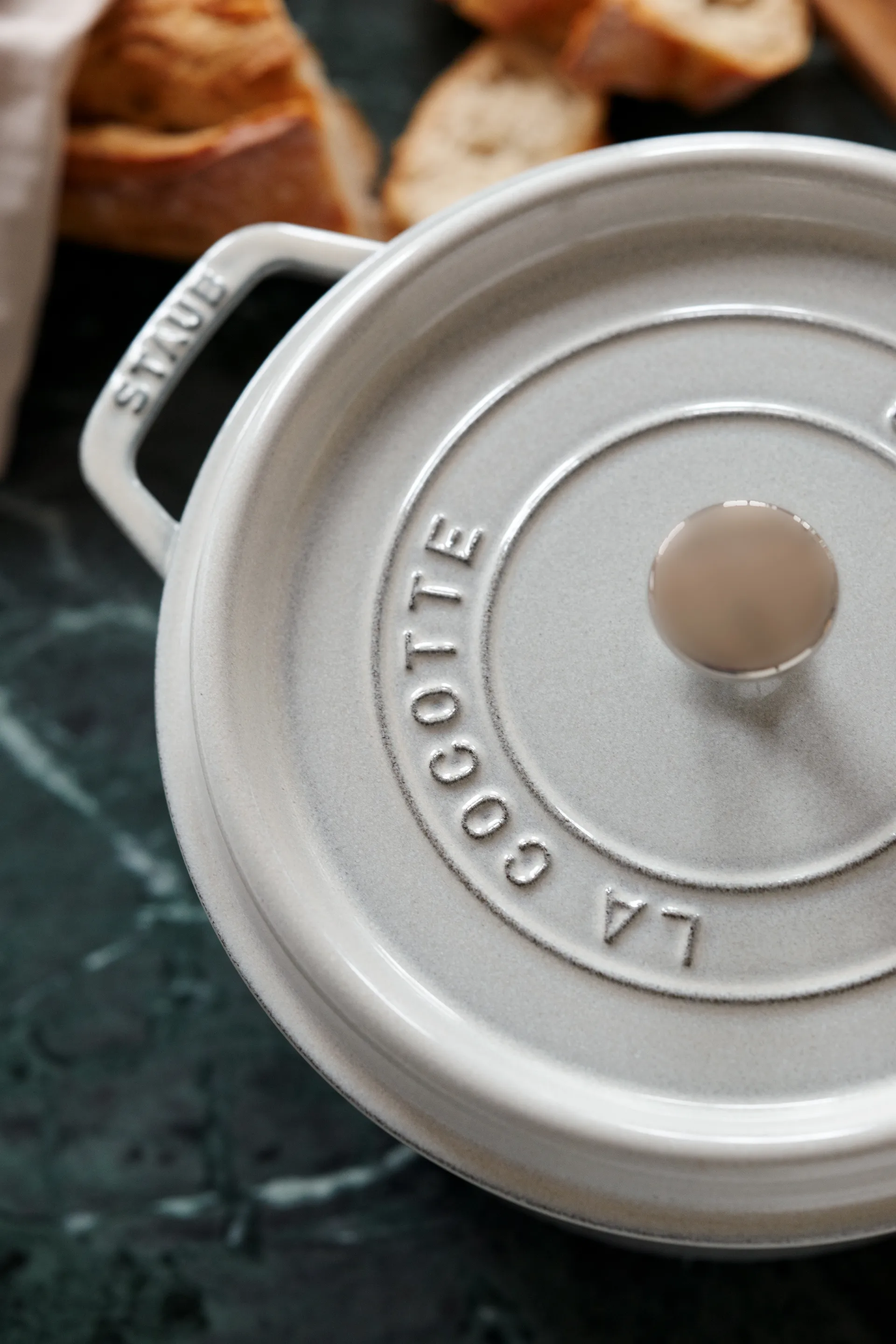 Staub White Truffle 砂锅, 6.7 l STAUB