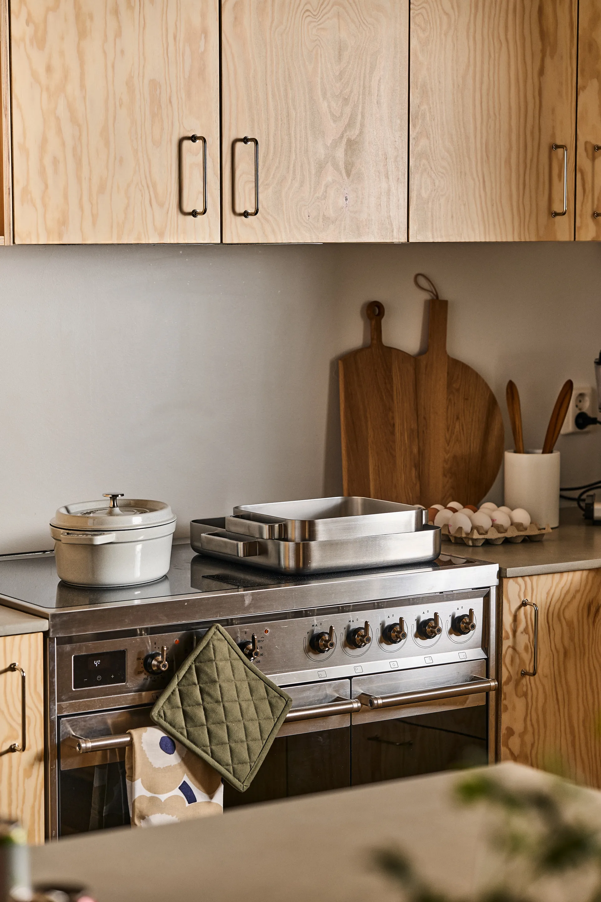 Staub White Truffle 砂锅 oval, 3.2 l STAUB