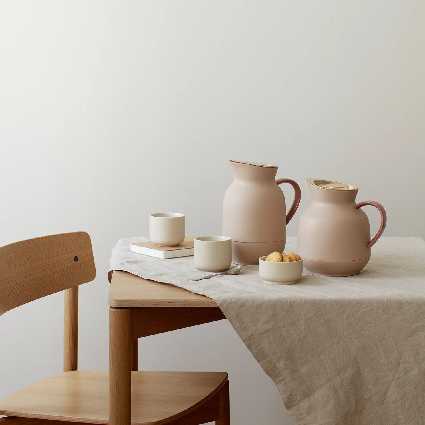 Amphora 咖啡保温壶 1升, 柔桃色 Stelton