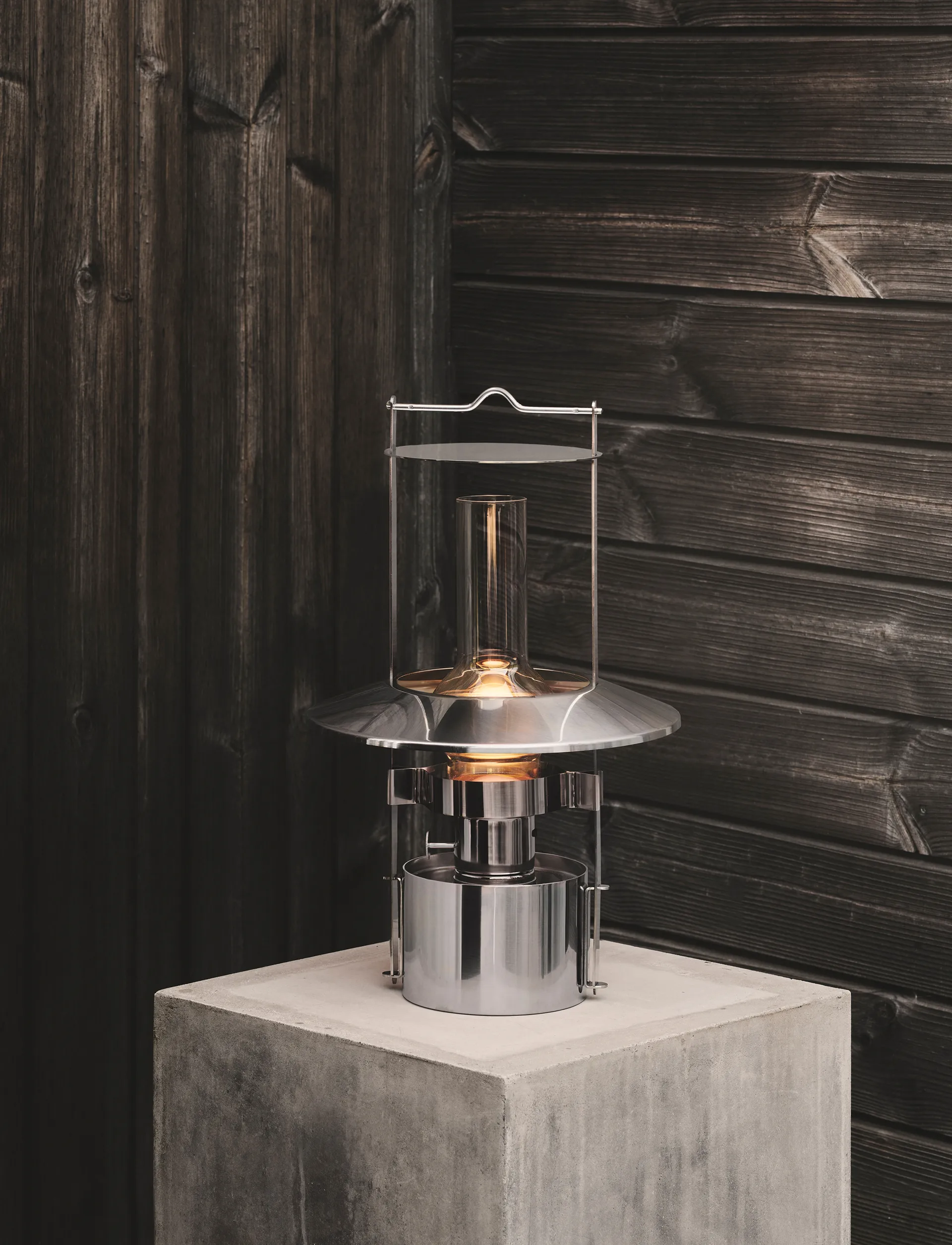EM 便携船灯43cm, 钢色 Stelton