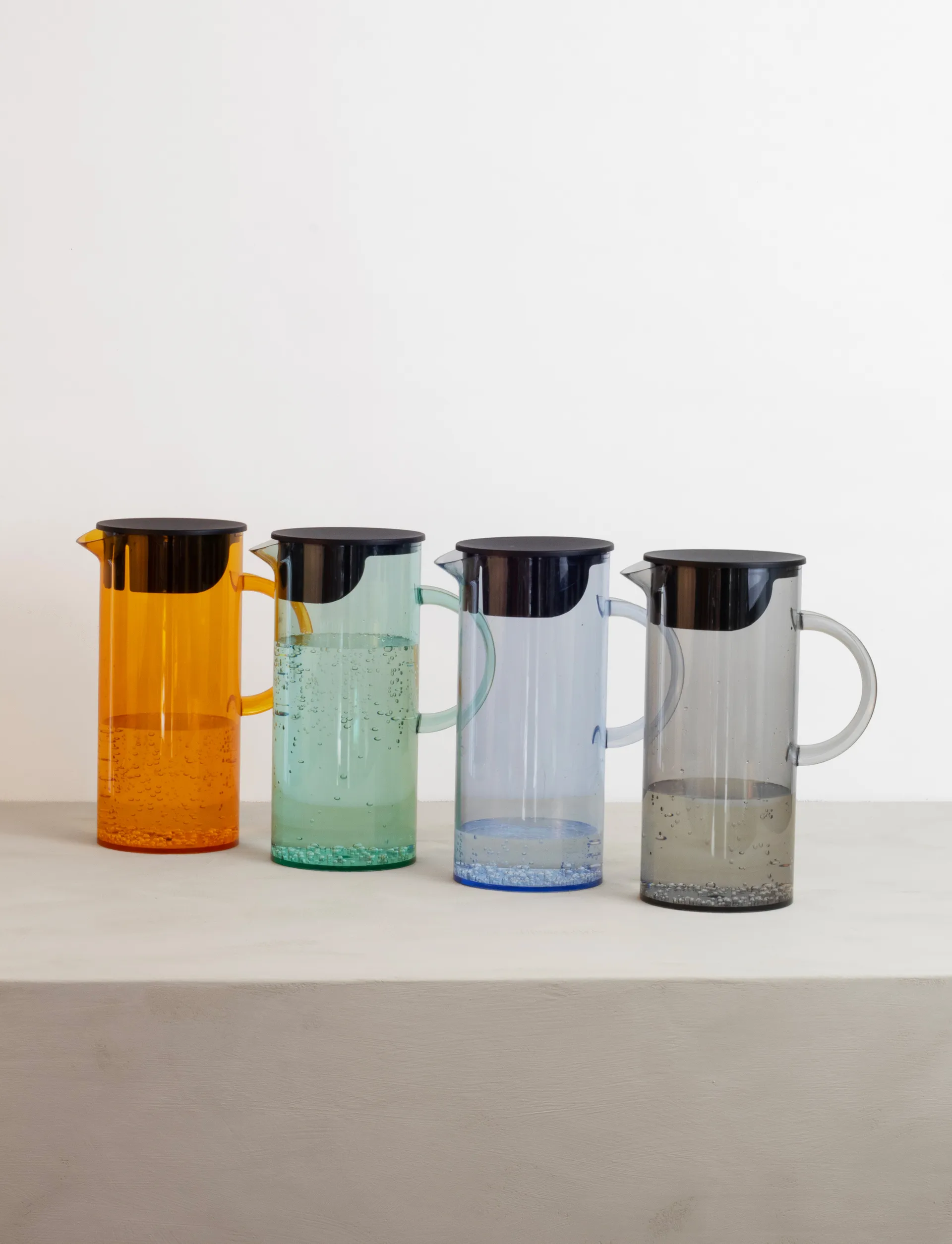 EM77 带盖壶1.5升, 藏红花色 Stelton