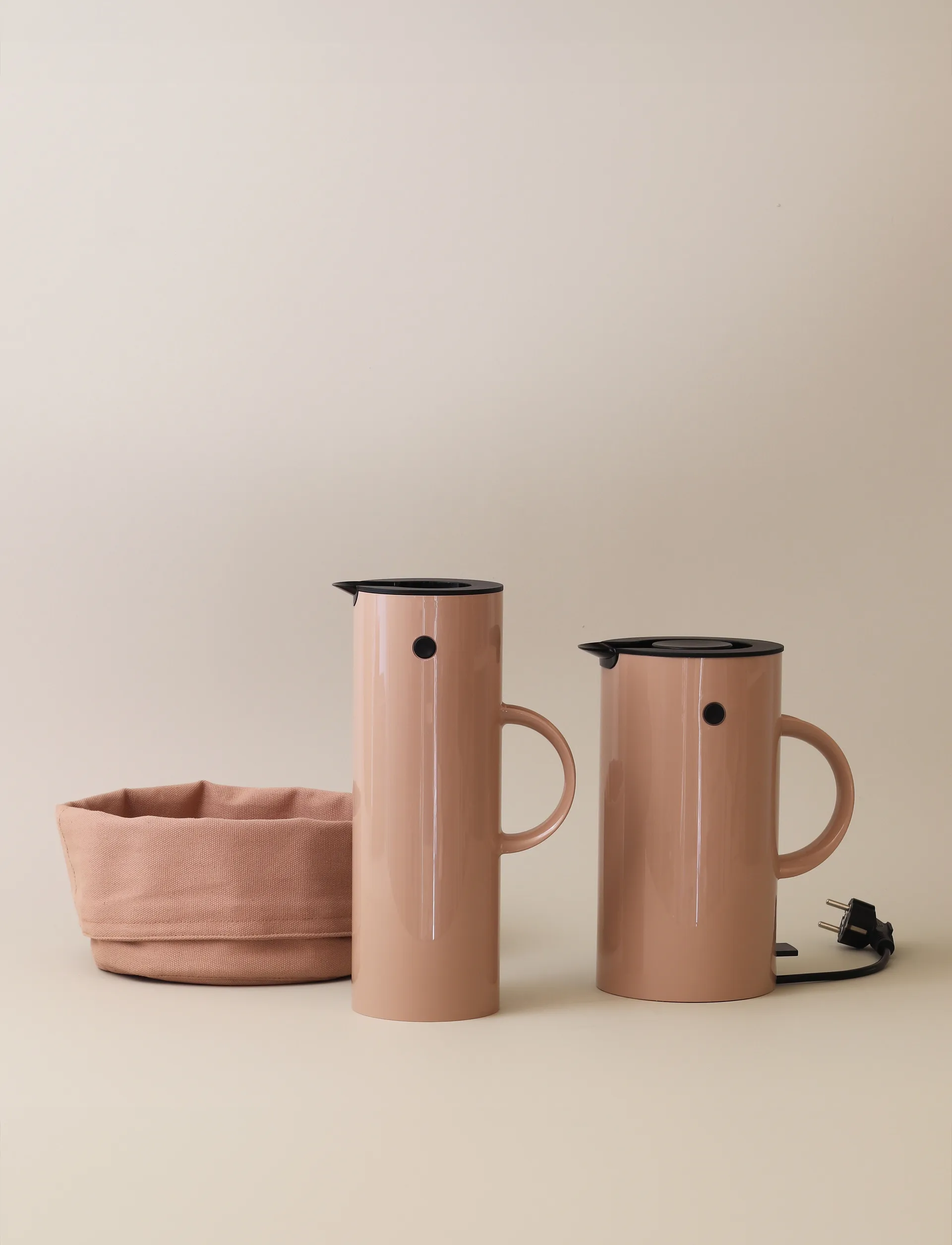 EM77 1.5升烧水壶 (欧版), 杂色灰 Stelton