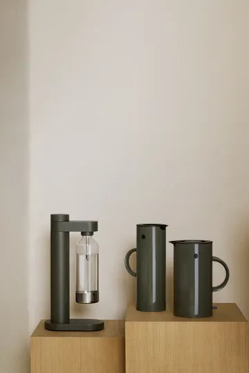 EM77 家用电热水壶热水壶1.5L - 深森林绿色 - Stelton