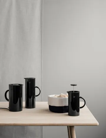 EM77 Stelton 保温水壶 1L - 亮面黑 - Stelton