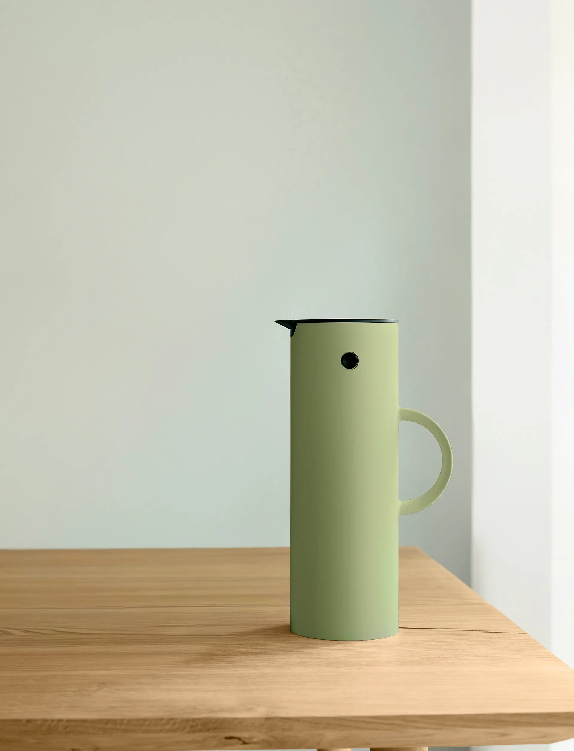 EM77 Stelton 保温水壶 1L, 蕨绿色软质款 Stelton