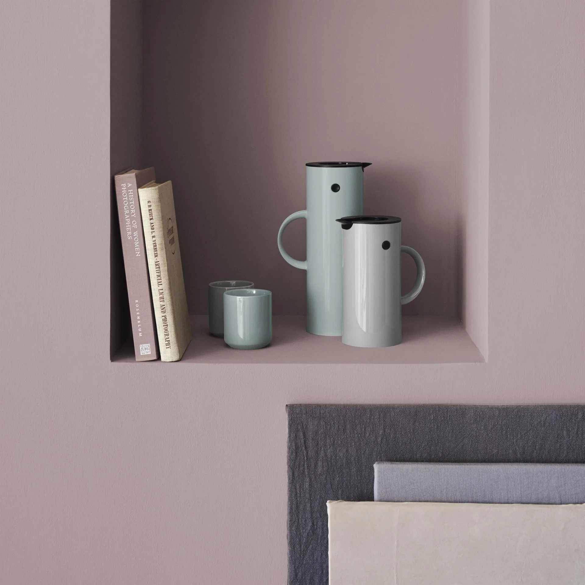 EM77 Stelton 保温水壶 1L, 脏绿色 Stelton