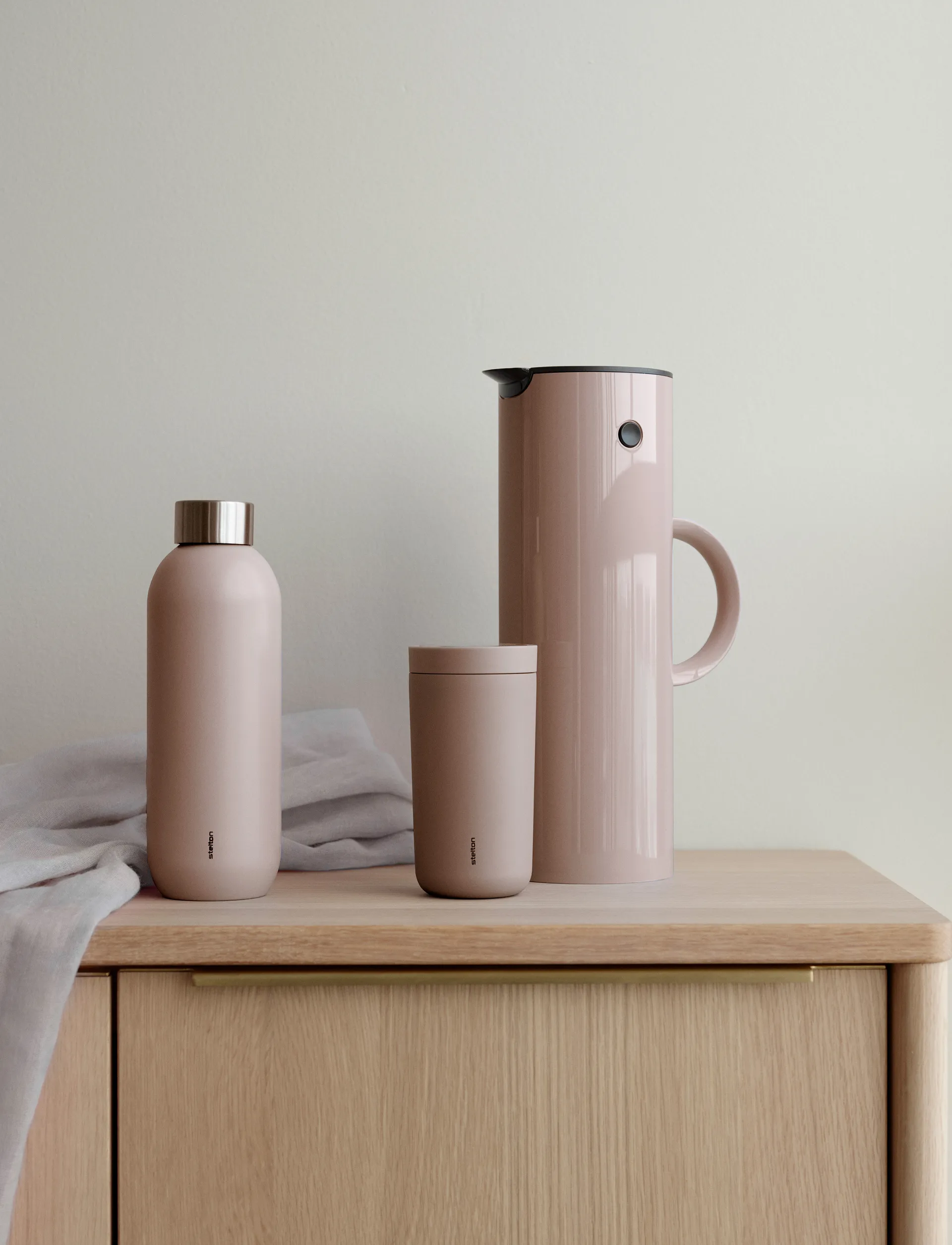 EM77 Stelton vacuum 水壶/水瓶 1 l, Heather Stelton