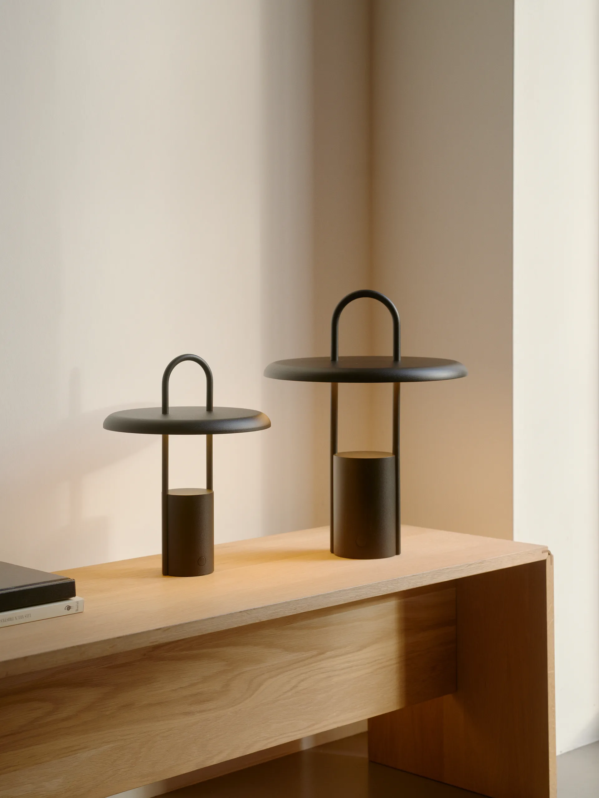 Pier LED-灯 便携 25 cm, 黑色 Stelton