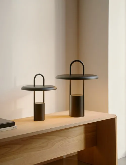 Pier便携式LED灯33.5cm, 黑色 Stelton