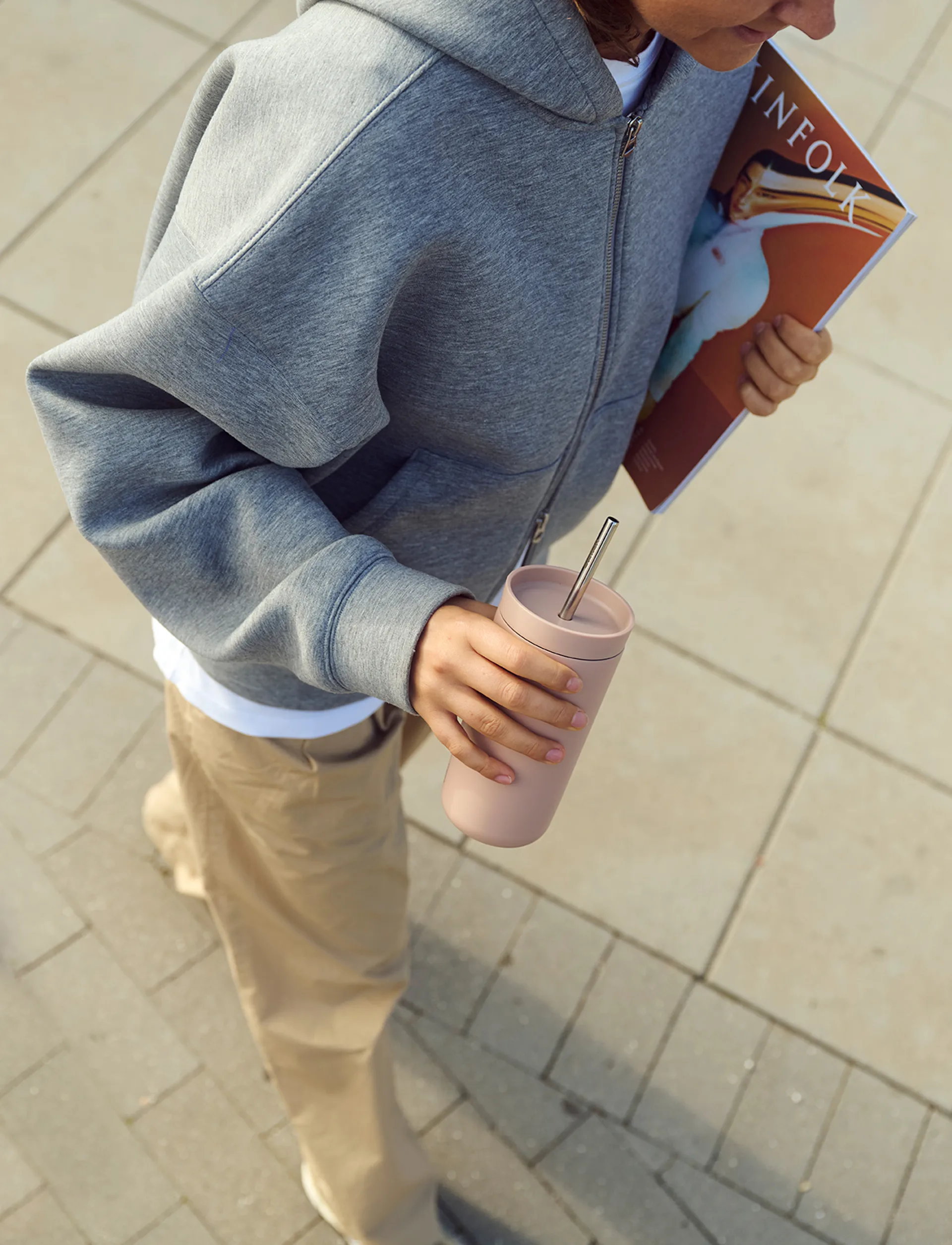 To Go Sip 热水瓶mug with 吸管 0.4 L, Heather Stelton