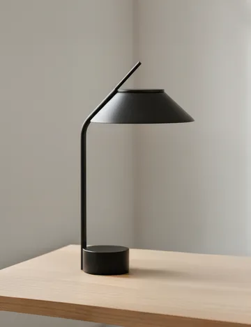 Vinkel LED便携台灯 - 黑色 - Stelton