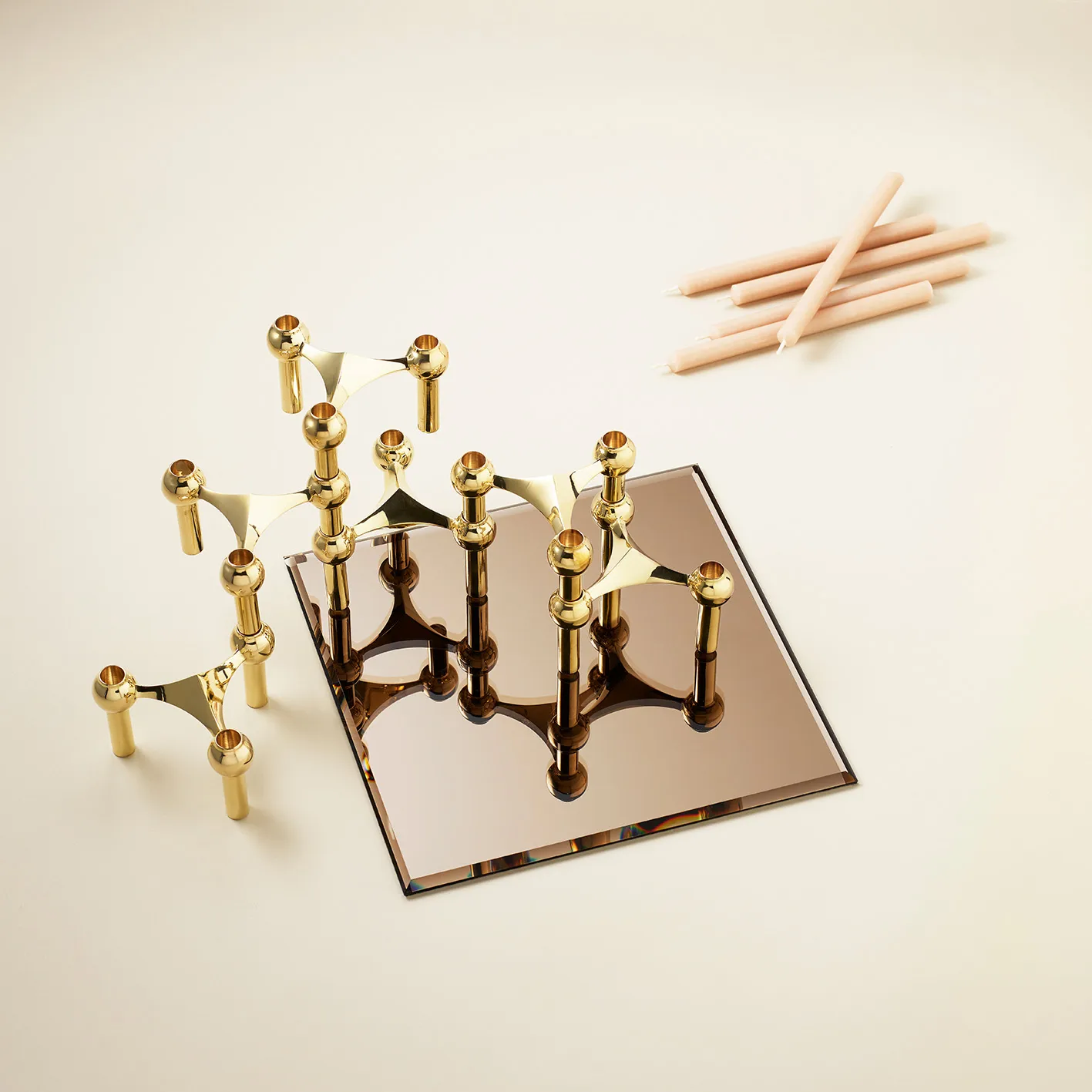 Nagel glass base square, smoked 棕色 STOFF