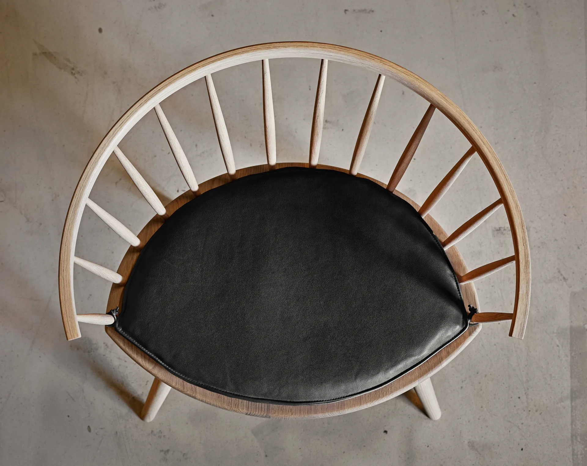 Arka seat 靠枕|靠垫 elmotique, Black Stolab