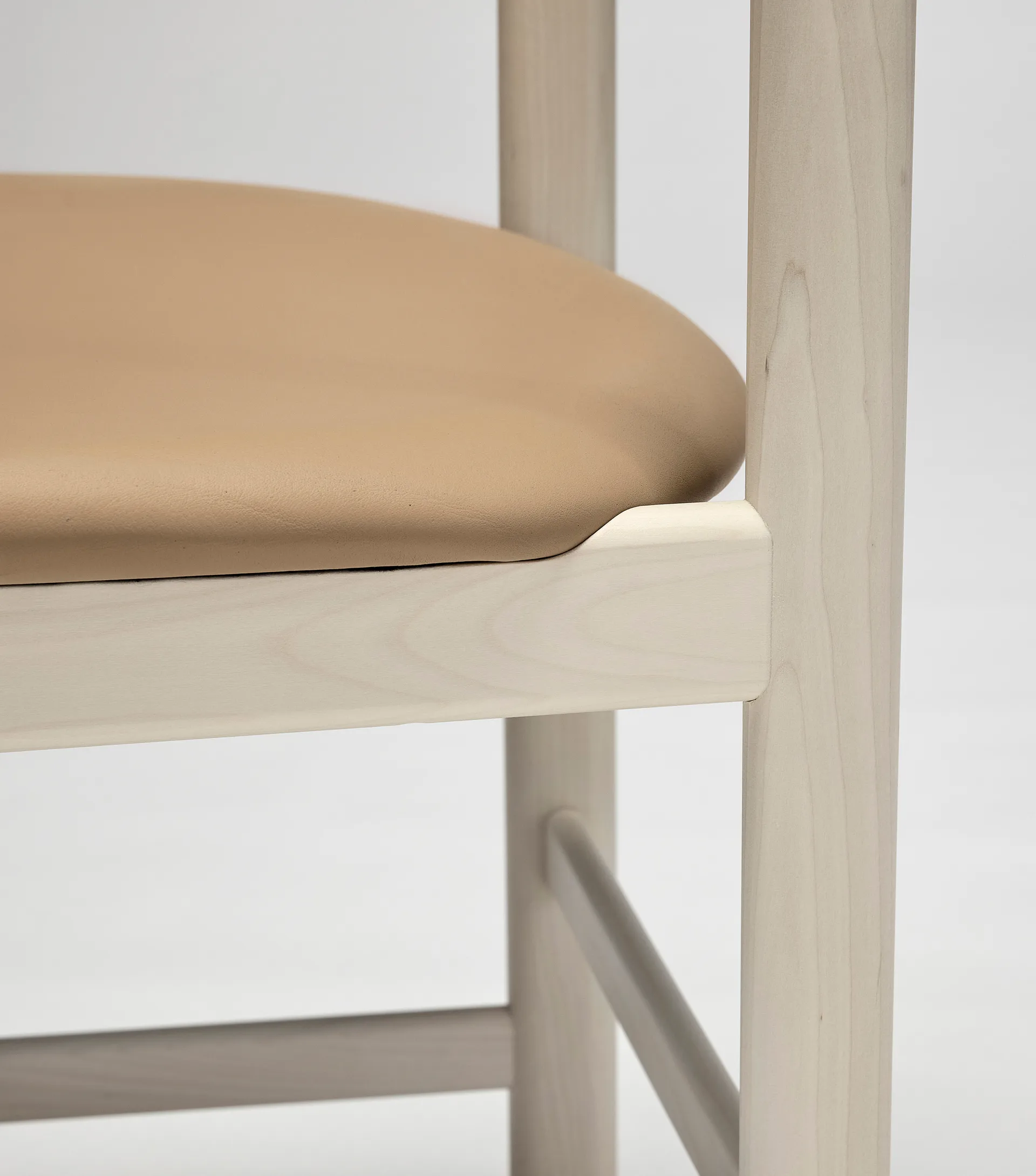 Pal 椅子, Birch light 哑光 lacquer-Elmosoft 22030 Stolab