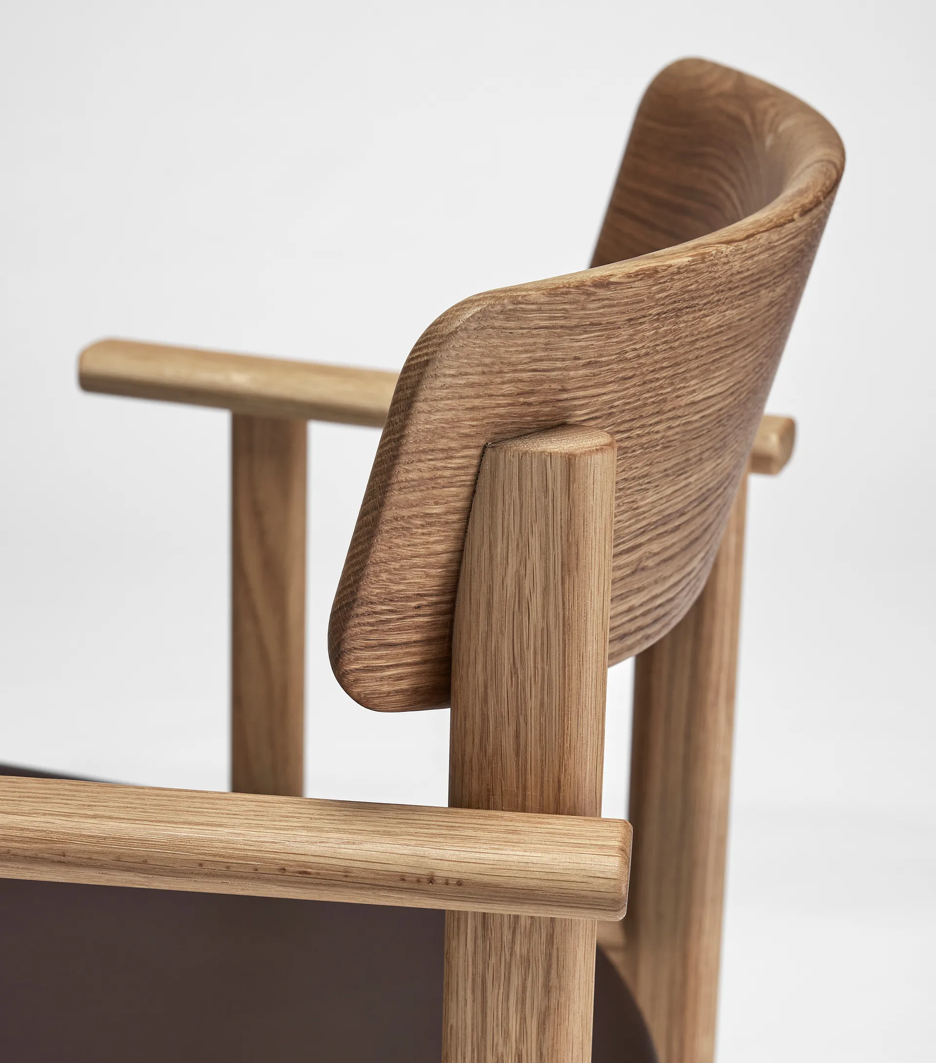 Pal 扶手椅, 自然木色 原色/自然色 oil-Elmosoft 93129 Stolab