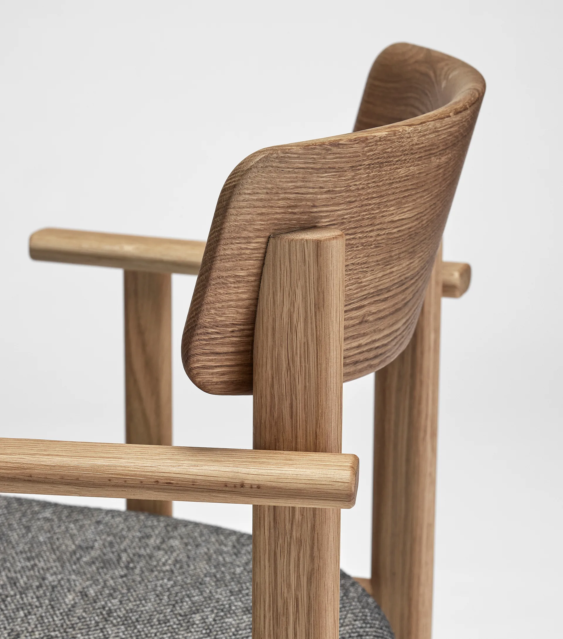 Pal 扶手椅, 自然木色 原色/自然色 oil-Tornado V3576 Stolab