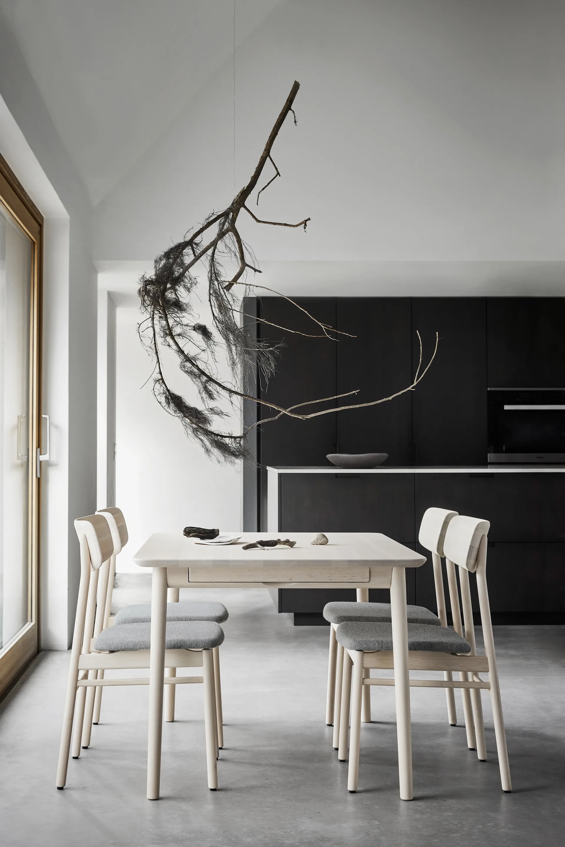 Prima Vista 椅子 birch light matte finish, Textile hallingdaldal 65-130 灰色 Stolab