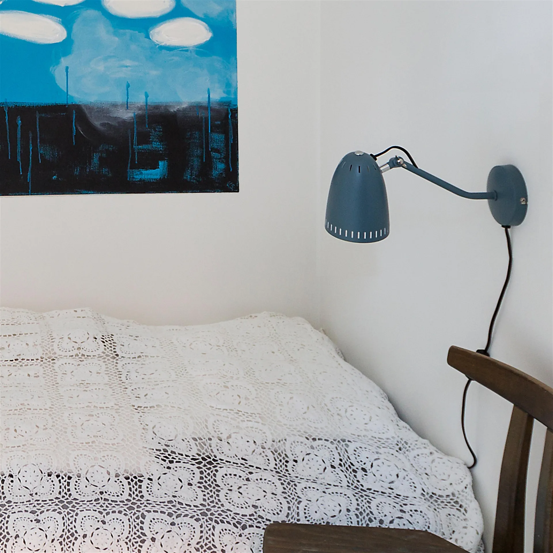 Dynamo 壁灯, matte smoke 蓝色 Superliving