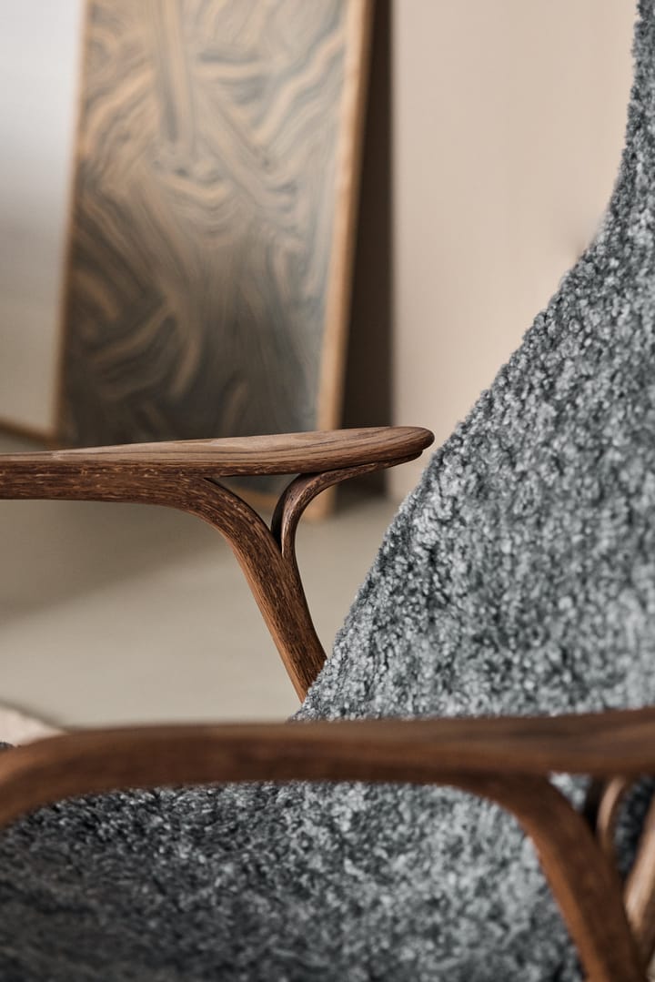 Lamino 扶手椅 oak/sheepskin 特别版本, Rubio Monocoat 巧克力色-Charcoal Swedese