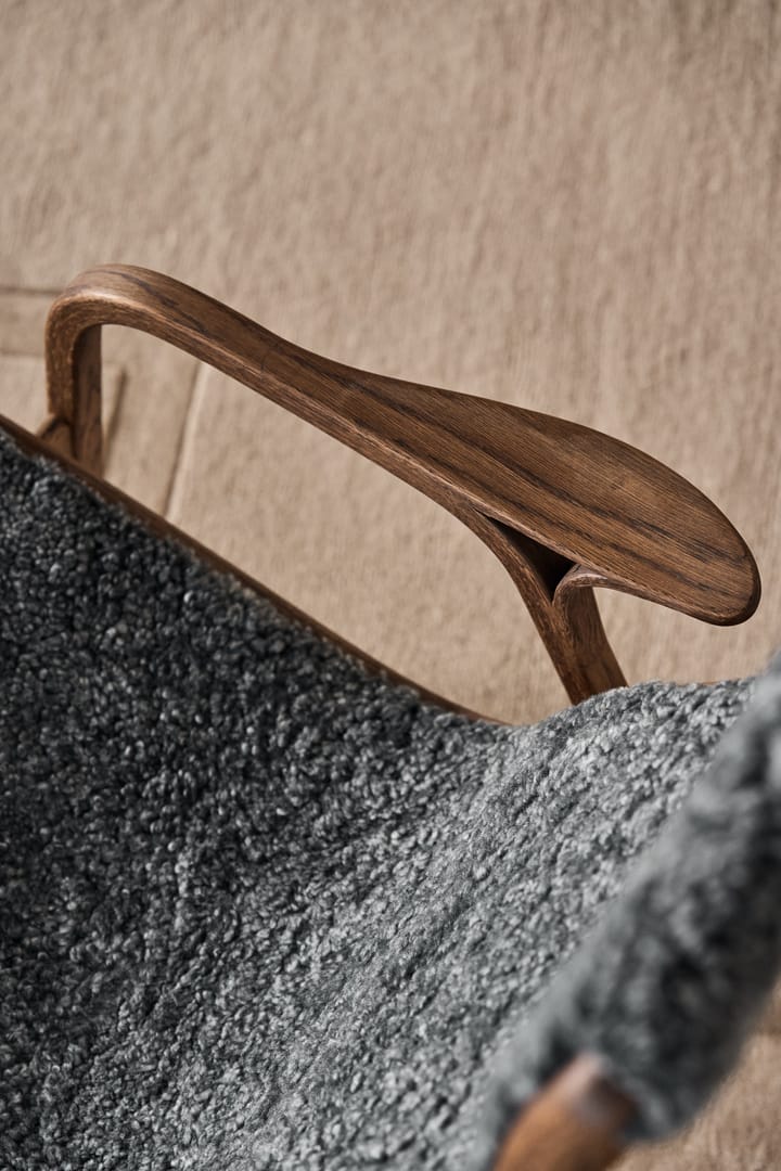 Lamino 扶手椅 oak/sheepskin 特别版本, Rubio Monocoat 巧克力色-Charcoal Swedese