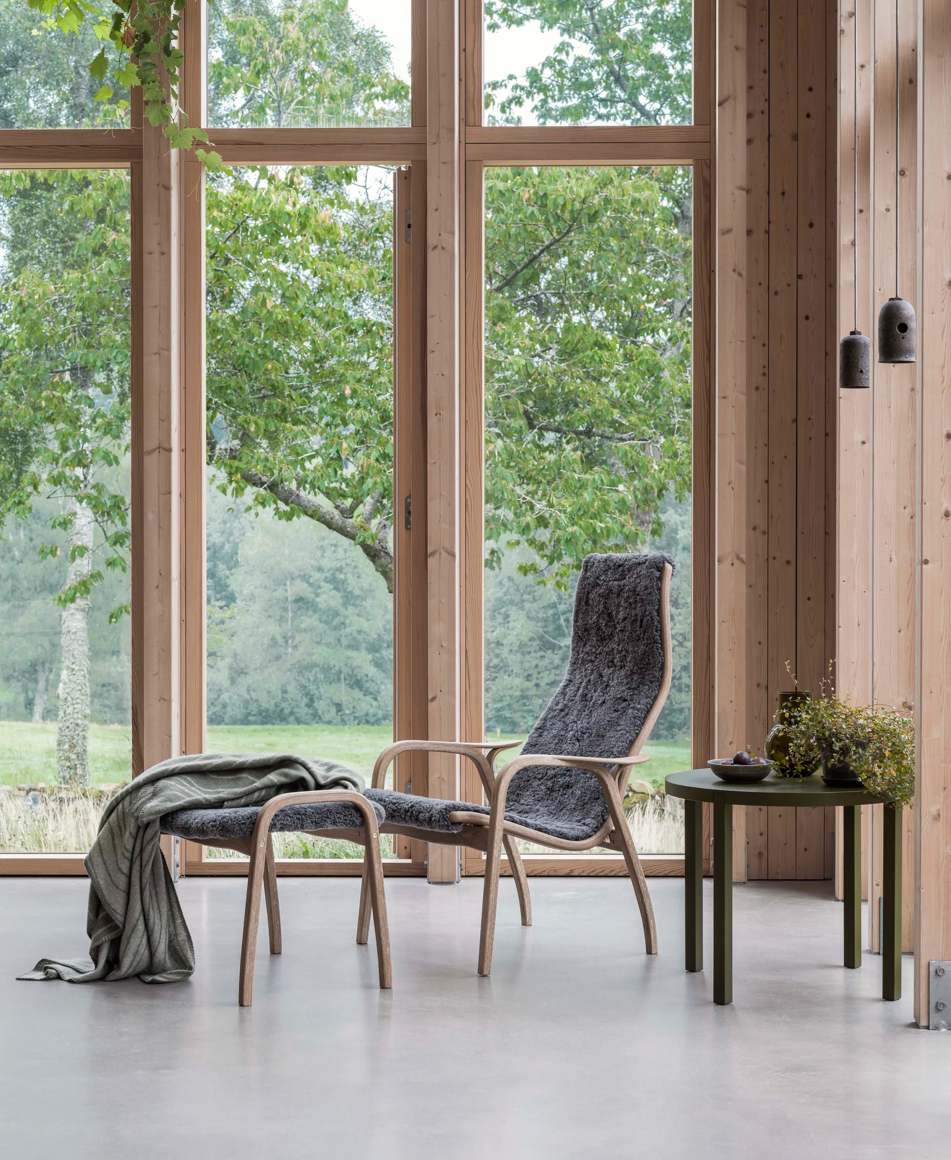 Lamino拉米诺 扶手椅和脚凳 油橡木/羊皮, 斯堪的纳维亚灰 Swedese