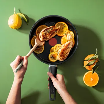 Renew ON 带盖汤锅 Ø25.4cm - 黑色 - Tefal