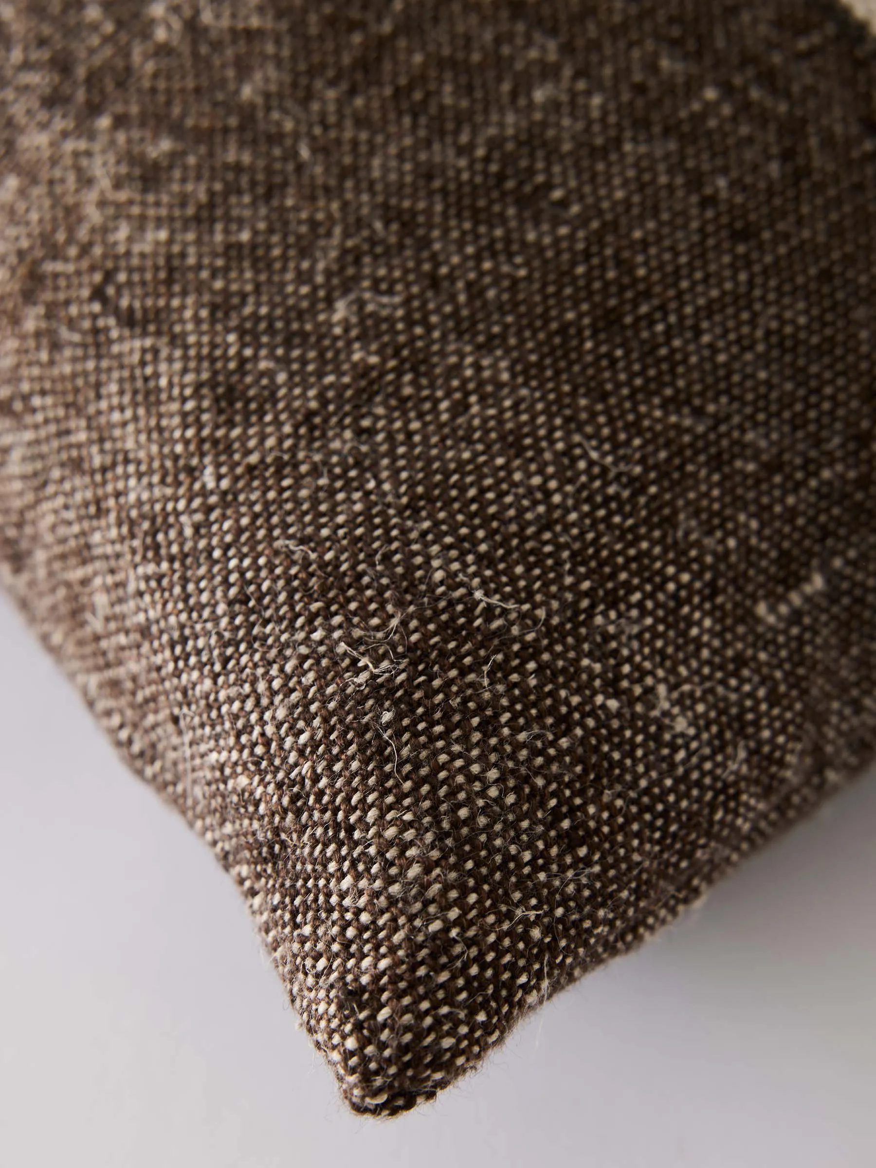 Adrian 靠枕套 40x60 cm, 褐色 Tell Me More