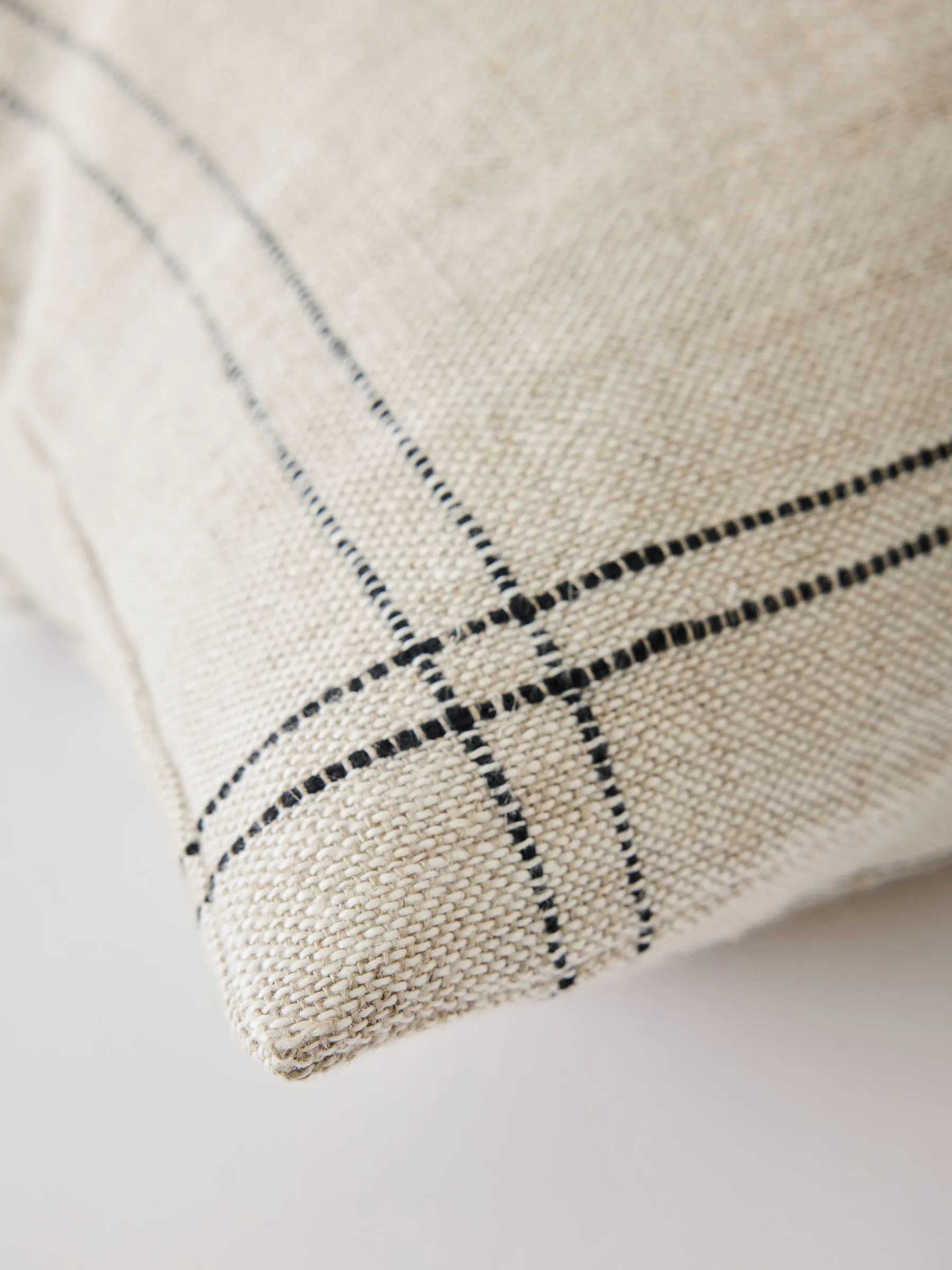 Elton 靠枕套 50x50 cm, 米色 Tell Me More