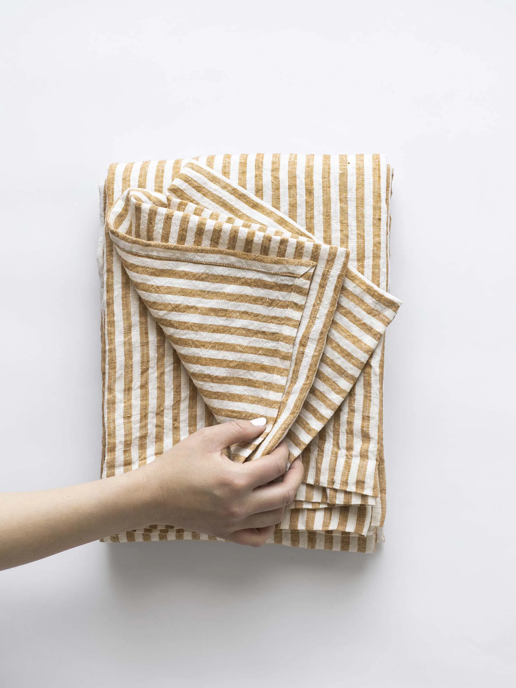 Leon 桌布 145x270 cm, Spice Tell Me More