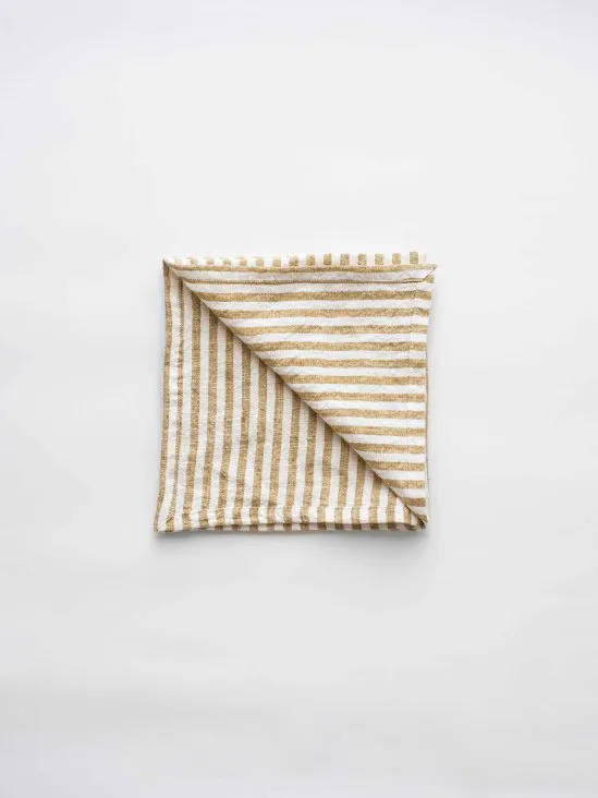 Leon 布艺餐巾 45x45cm, 香料色 Tell Me More